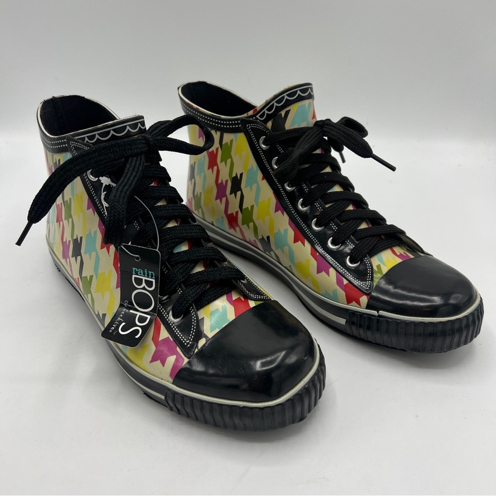 NWT Rain BOPS by Beehive rain boots sneaker style